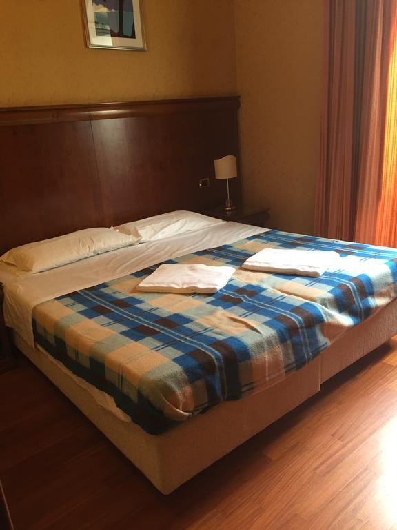 Hotel Wonderful In Rzym Zewnętrze zdjęcie