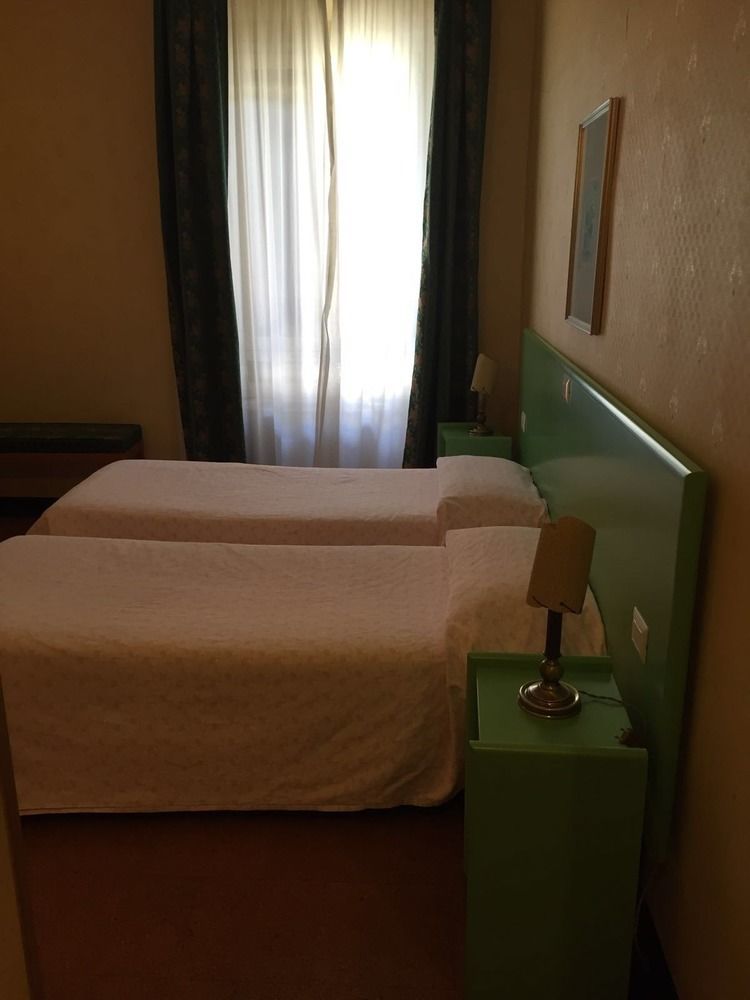 Hotel Wonderful In Rzym Zewnętrze zdjęcie