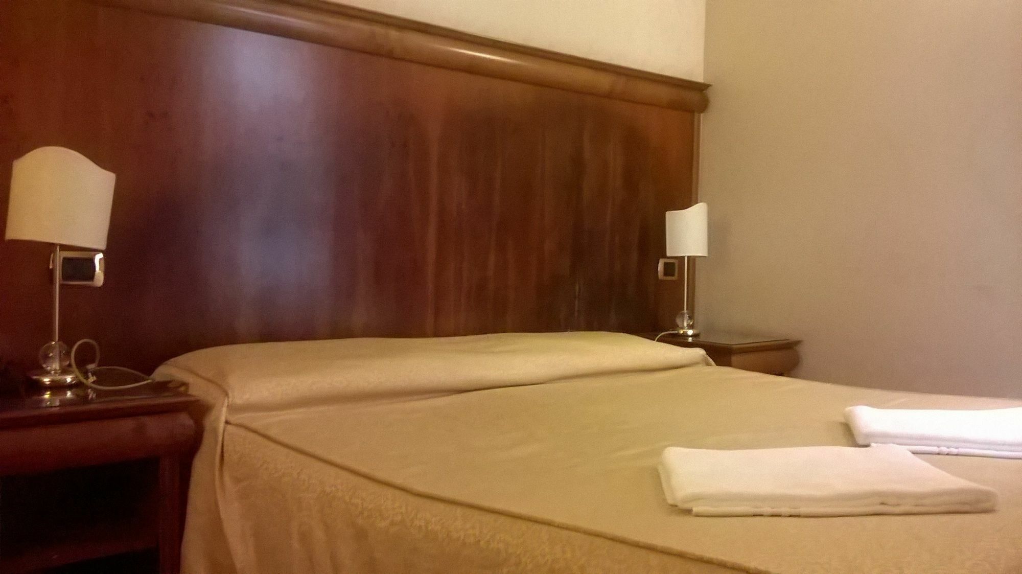 Hotel Wonderful In Rzym Zewnętrze zdjęcie