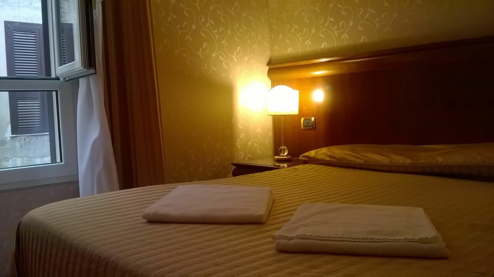 Hotel Wonderful In Rzym Zewnętrze zdjęcie